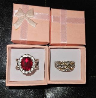 Daily Growing Ring with Boxes Auction!