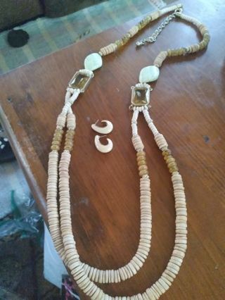 Chicos necklace set