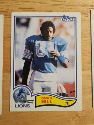 82 Topps David Hill #340 (small scuff on back)