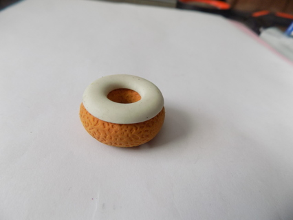 MINI Brands Frosted donut