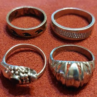 4 vintage sterling silver rings