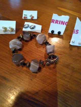 Gemstone bracelet and earrings