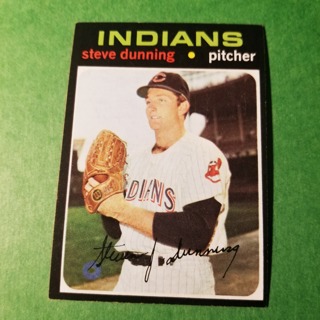 1971 Topps Vintage Baseball Card # 284 - STEVE DUNNING - INDIANS - NRMT/MT