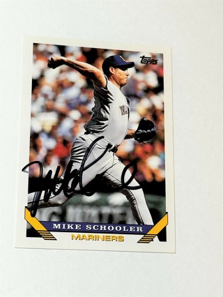 Autographed 1993 Topps Mike Schooler Seattle Mariners #258