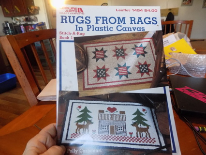 Leisure Arts Crafts Leaflet Rugs from rags in plastic canvas Stitch a rug Book 1 Vintage 1993