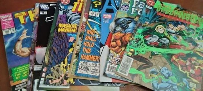 10 comic lot DC and marvel and other
