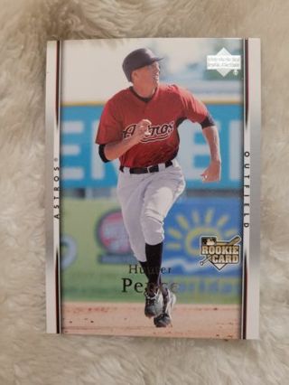 HUNTER PENCE SPORTS CARD WITH 2 MYSTERY CARDS