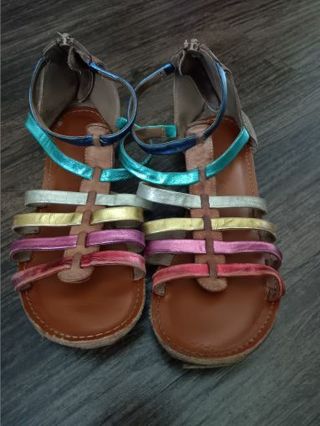 Girls sandles