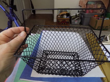 black wire basket & handle # 2    8 x 6 x 4 