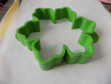 Green silicone snowflake cookie cutter