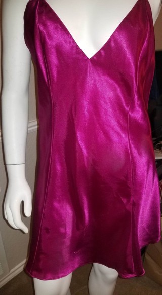 FREDERICK'S of HOLLYWOOD SATINY STRAPPY NIGHTIE - SZ M - FUCHSIA PINK - FREE SHPG :D