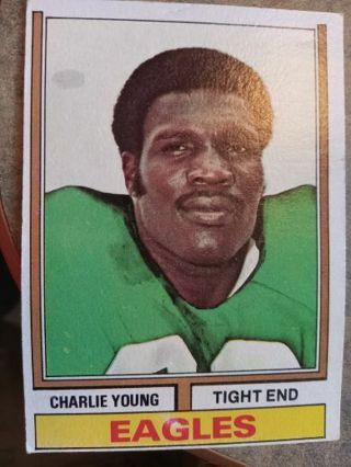 1974 TOPPS CHARLIE YOUNG PHILADELPHIA EAGLES FOOTBALL CARD# 449