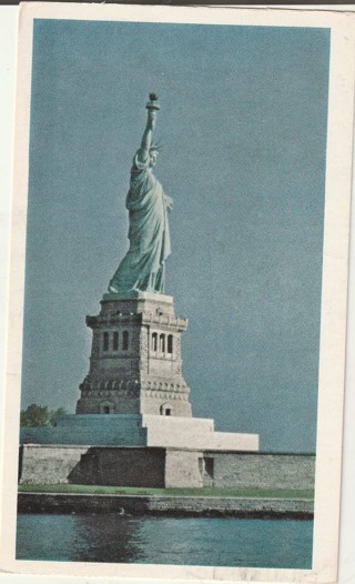 Vintage Unused Postcard: b: Statue  of Liberty, New York City, NY