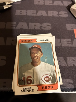 1974 topps denis menke  (rough)