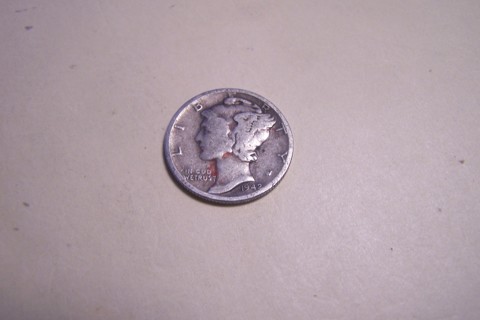 Silver 1942 Winged Liberty Head Mercury Dime