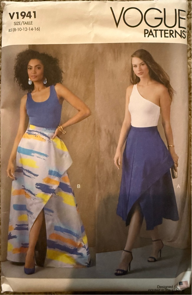 FREE: Vogue sewing pattern