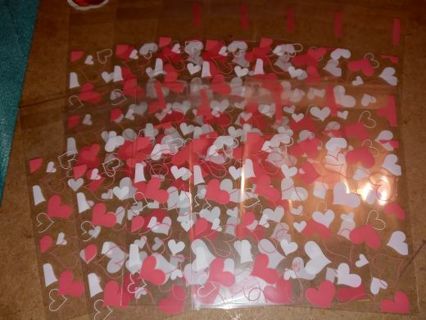 Hearts Cello bags 10 7*3 cm no refunds regular mail only Very nice win 2 or more get bonus