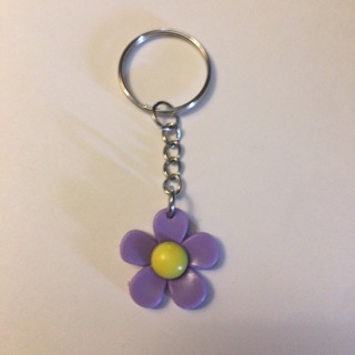 New Cute Daisy Key Chain Read description before bidding 