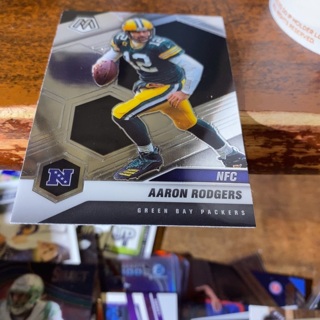 2021 panini mosaic NFC Aaron Rodgers football card 