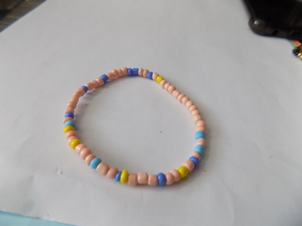 bracelet E beads peach, blue, yellow