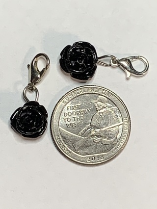 ❣ROSE DANGLE FLOWER CHARMS~#4~BLACK~SET OF 2~WITH LOBSTER CLASP~FREE SHIPPING❣