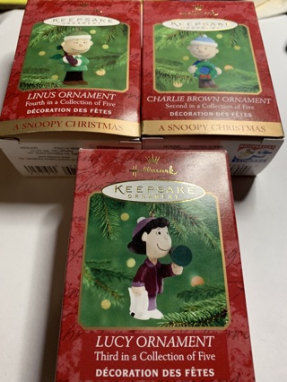 CHARLIE BROWN~LINUS~LUCY~HALLMARK CHRISTMAS ORNAMENTS~FREE SHIPPING!