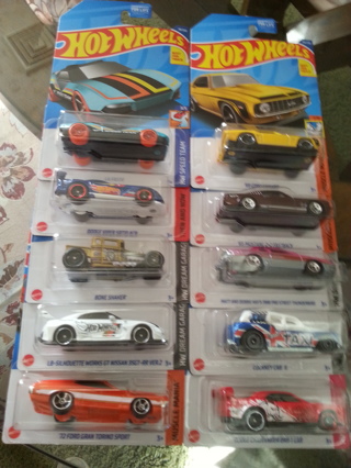 10 New Hot Wheels