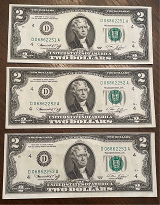 3 1976 D Series SEQUENTIAL UNCIRCULATED Green Seal $2 Dollar Bills Nice Run