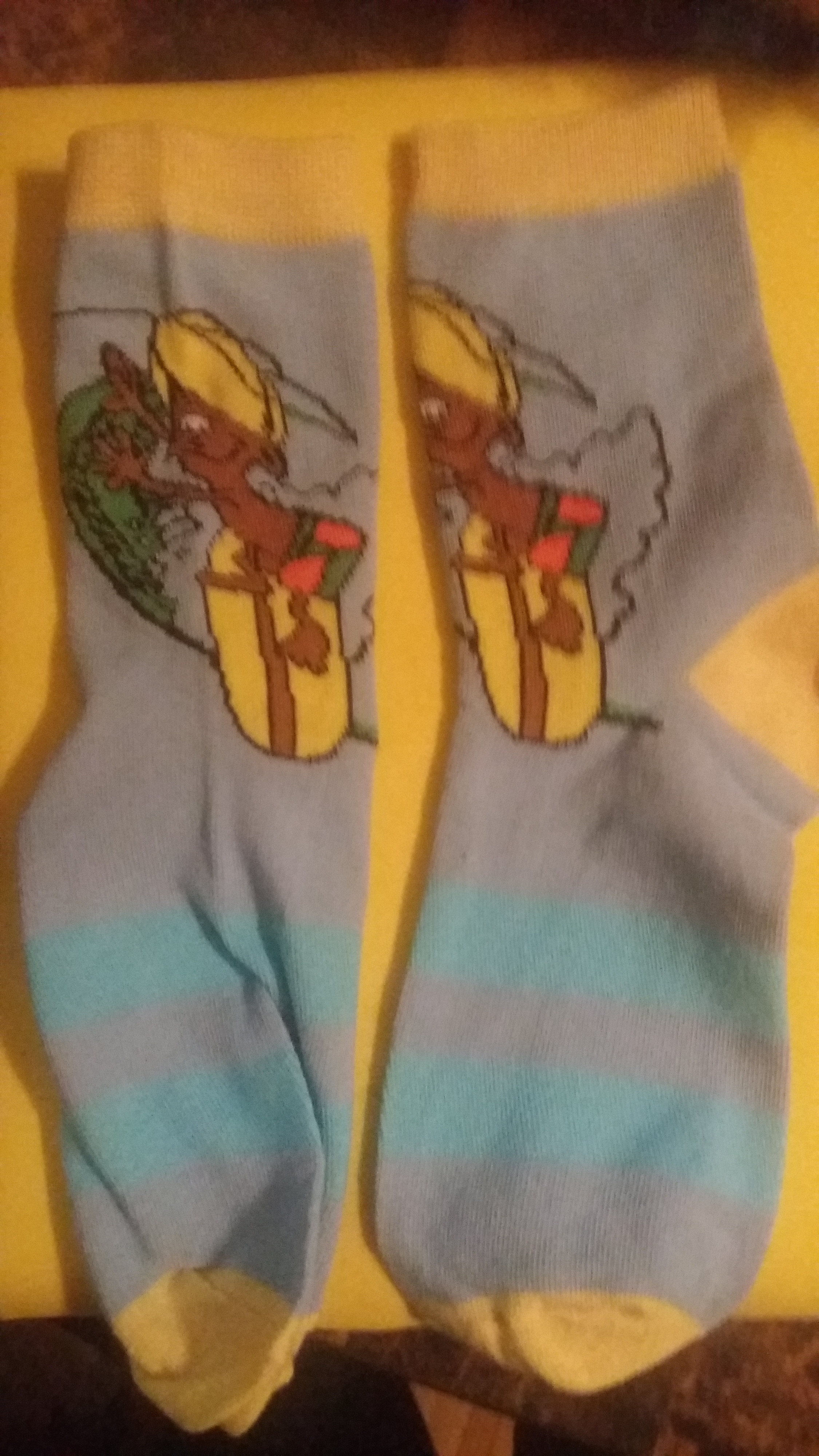 Free: decorated socks free shipping