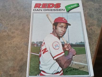 1977 TOPPS DAN DRIESSEN CINCINNATI REDS BASEBALL CARD# 23