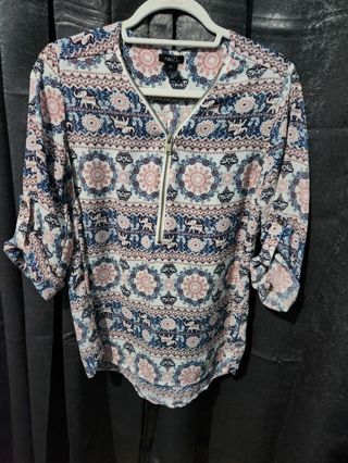 Rue 21 ladies' blouse size medium