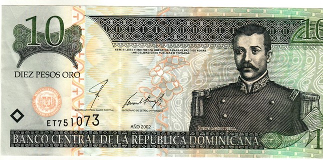 Dominican Republic 10 Pesos 2002