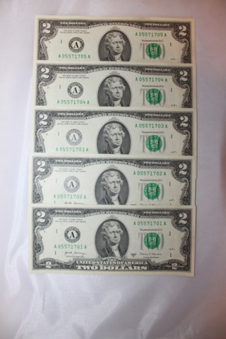 5 $2 bills, with serial # in sequence 