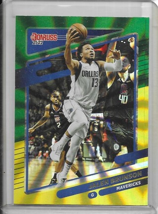 Jalen Brunson 2021-22 Donruss Holo Green & Yellow Laser #19