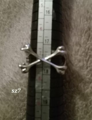 Sz7 cross bone silver ring new unworn man men Unisex jewelry