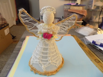 6 inch tall crocheted angel ornament/tree topper gold briad trim wings, 2 pink silk roses