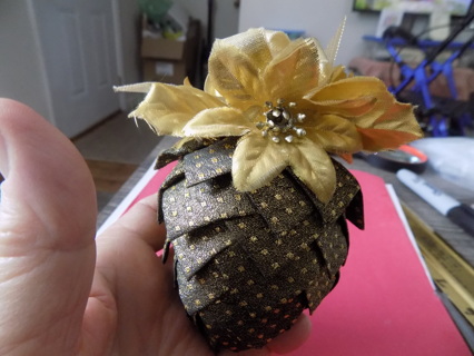 Hand made ribbon pine cone look material ornament gold flower poinsettias