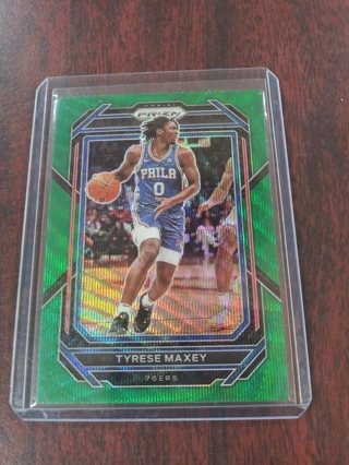 Tyrese Maxey *Green Parallel 2022-23 Prizm Basketball #21