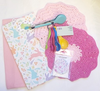 CROCHET 2 DISHCLOTHS 2 DISH TOWELS 1 CAR COASTER 1 SET OF MEASURING SPOONS 1 UTENSIL 