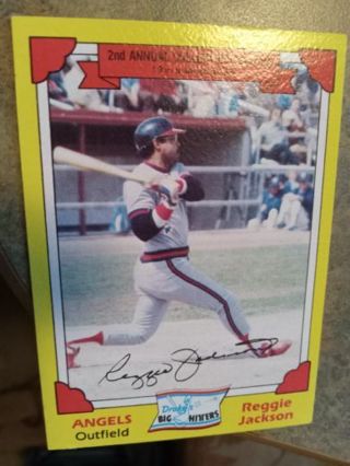 1982 DRAKES BIG HITTERS REGGIE JACKSON NEW YORK YANKEES BASEBALL CARD# 19 COLLECTORS EDITION