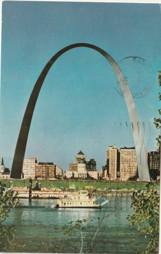 Vintage Used Postcard: B: Arch & St Louis Waterfront