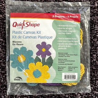 Quick Shape Plastic Canvis Kit Blooms 3 Projects