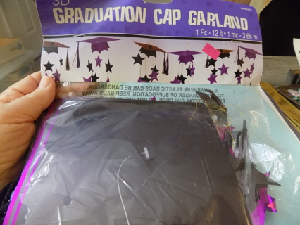 NIP   3D Graduation cap Garland one piece 12 feet long