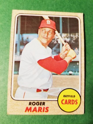 1968 - TOPPS EXMT - NRMT BASEBALL - CARD NO. 330 - ROGER Maris - CARDINALS