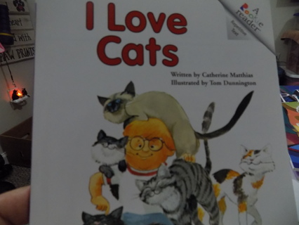 I Love Cats by Catherine Matthews