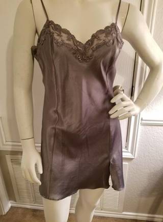 NIGHTIE - VICTORIA SECRET - L - FREE SHIPPING