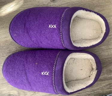 Women’s Purple Slippers Size M Medium 7/8 Preowned 