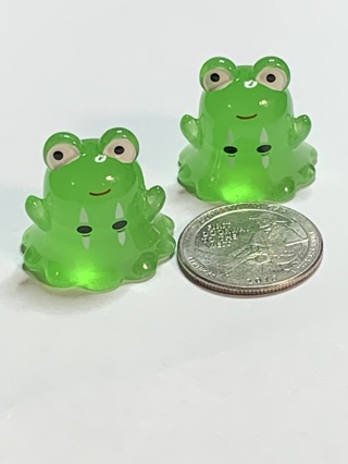 HALLOWEEN DECOR~#1~DK. GREEN~FROG~SET OF 2 ITEMS~SET 3~GLOW IN THE DARK~FREE SHIPPING!