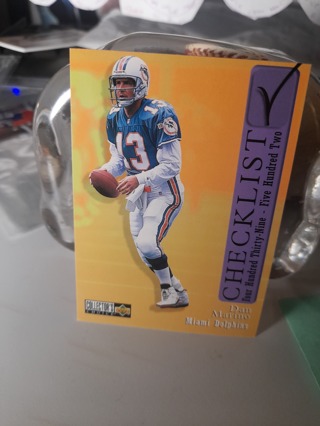 Dan Marino Collectors Choice CL / DOLPHINS