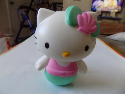 3 inch tall Hello Kitty mermaid pink shell in hair, pink shirt aqua bottom